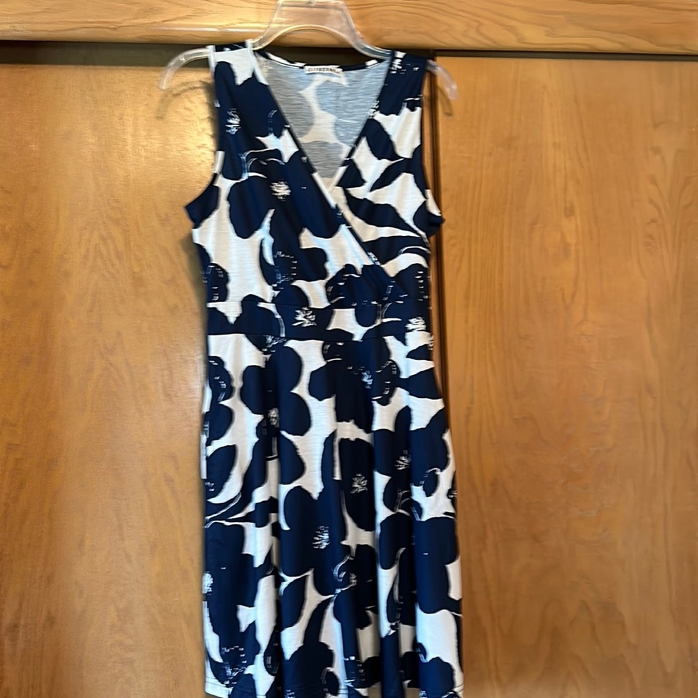 Guberry medium blue/white